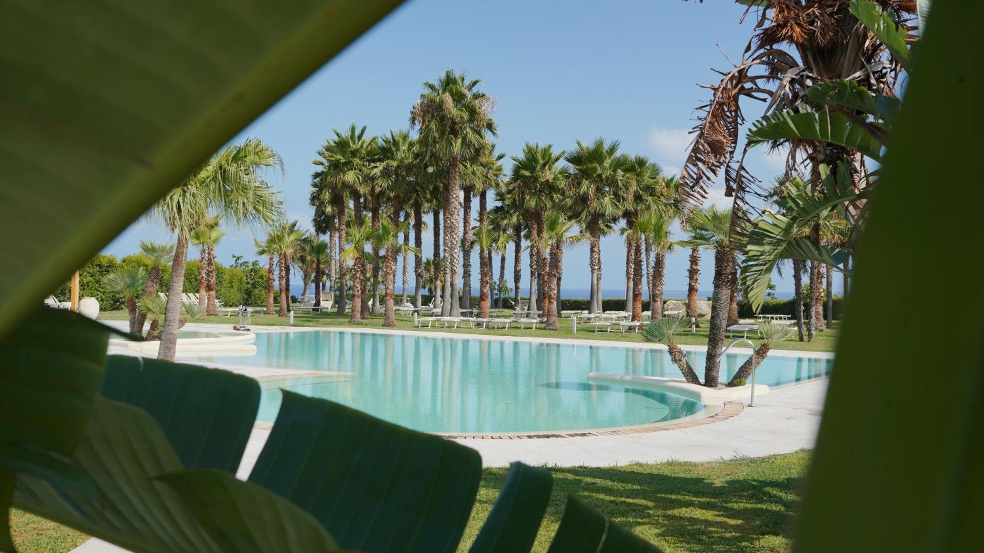 Infinity Resort Tropea Parghelia Exterior photo